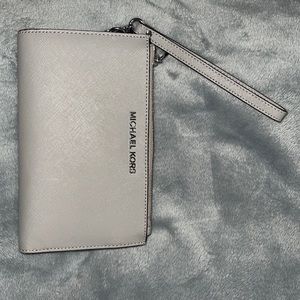 Michael Kors Wallet/Wristlet